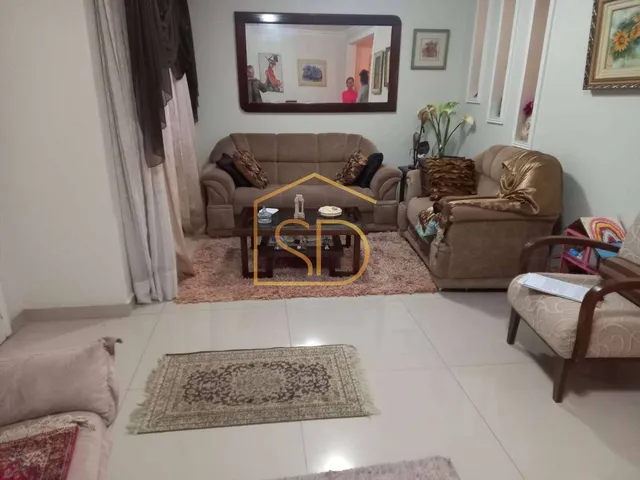 Imagem 8: Sobrado À Venda, com 3 Quartos, Espaço Gourmet , 2 Vagas de Garagem ,180M² no Bairro Parolin em Curitiba