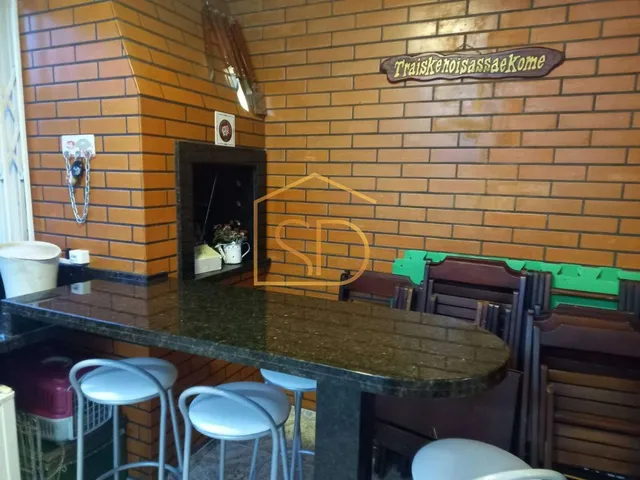 Imagem 13: Sobrado À Venda, com 3 Quartos, Espaço Gourmet , 2 Vagas de Garagem ,180M² no Bairro Parolin em Curitiba
