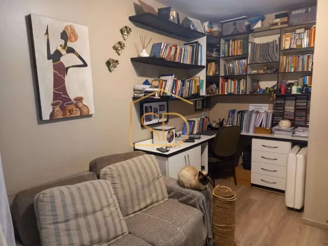 Imagem 12: Sobrado À Venda, com 3 Quartos, Espaço Gourmet , 2 Vagas de Garagem ,180M² no Bairro Parolin em Curitiba