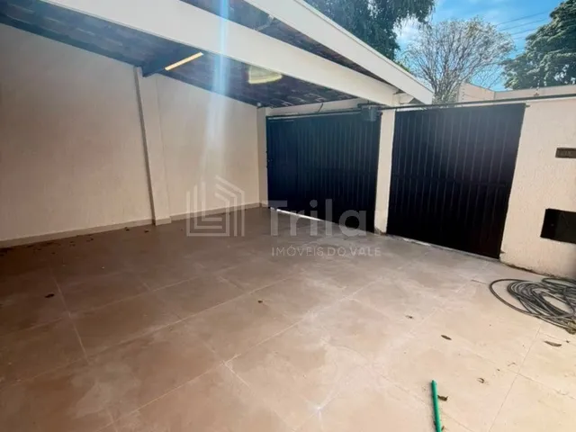 Imagem 2: Casa À Venda no Reserva do Bosque 3 Quartos, 1 Suíte, a Poucos Metros da Padaria da Árvore