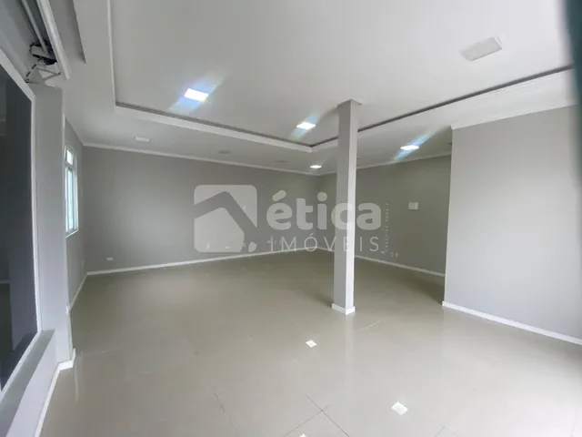 Imagem 3: Sala Comercial 50 M2 Reformada, Bairro São João, Próxima Indaial Itajaí Sc