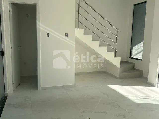 Imagem 3: Sobrado Novo À Venda na Murta Itajaí 2 Suítes, Sala e Cozinha Integradas