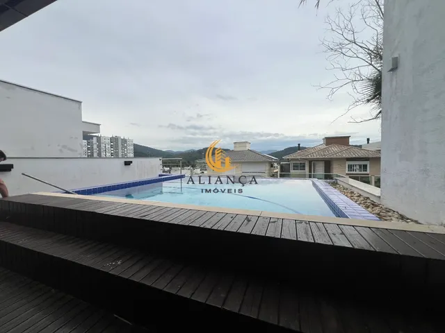 Imagem 4: Casa com 3 Suítes e Piscina na Pedra Branca