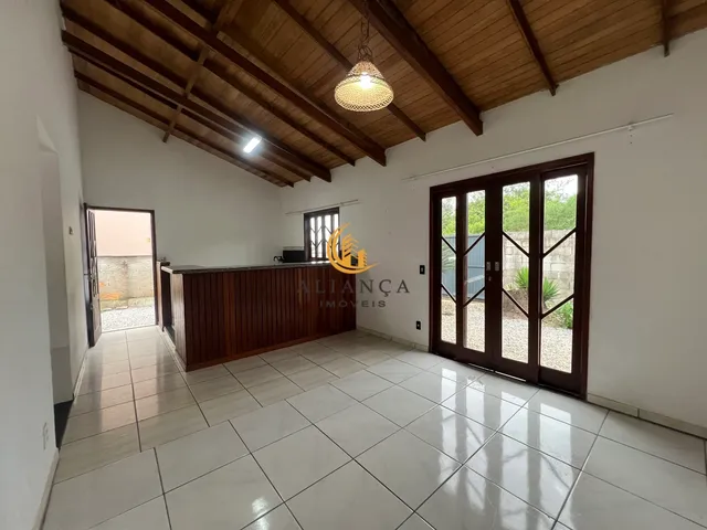 Imagem 6: Casa com 2 Dormitórios para Locação no Jardim Janaína
