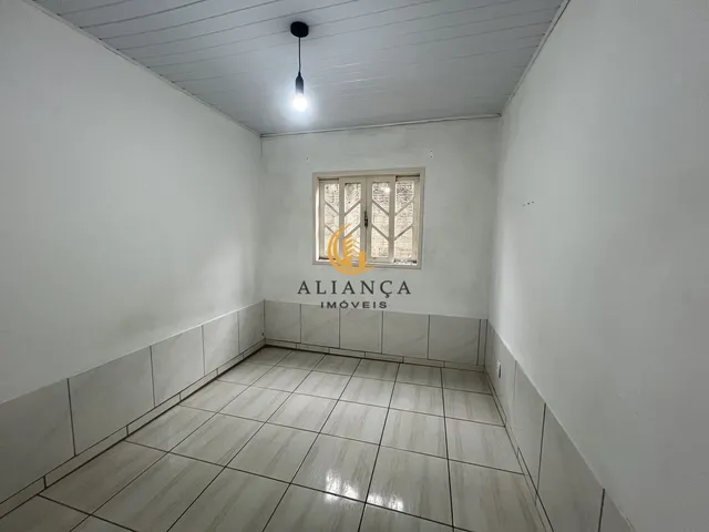 Imagem 4: Casa com 2 Dormitórios para Locação no Jardim Janaína