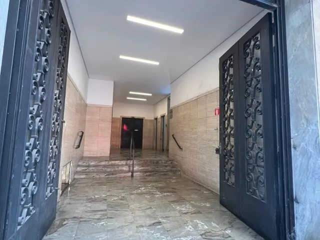 Imagem 6: Salão Comercial de Alto Padrão no Centro de Santos-Sp: 80 Salas e 3.300M² de Área Disponíveis!