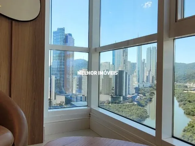 Imagem 7: Apartamento Á Venda no Edifício Marina Beach em Balneário Camboriú
