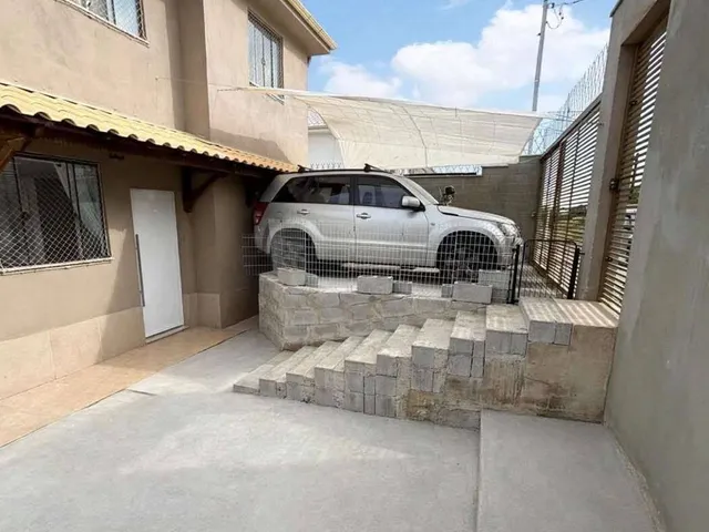 Imagem 13: Casa À Venda no Bairro de Fátima, Barbacena Mg - 3 Quartos, Suíte, Quintal Amplo e Garagem para 2 Carros