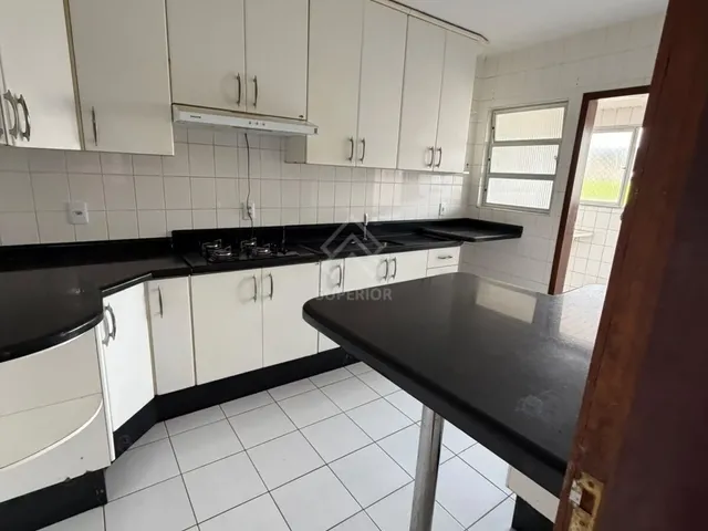 Imagem 8: Apartamento com 3 Dormitórios e Suíte na Fazendinha