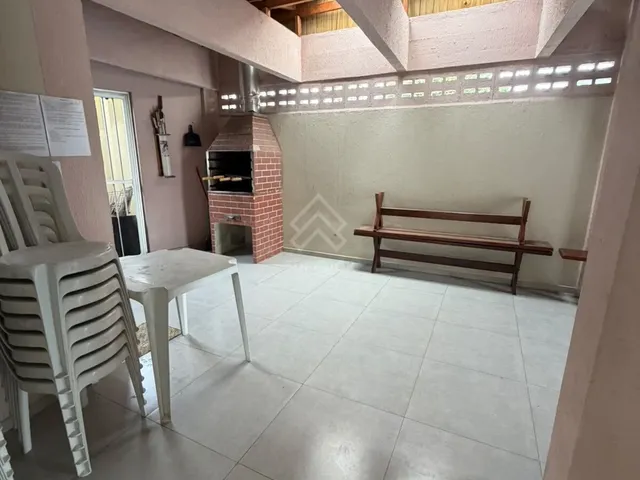 Imagem 2: Apartamento com 3 Dormitórios e Suíte na Fazendinha