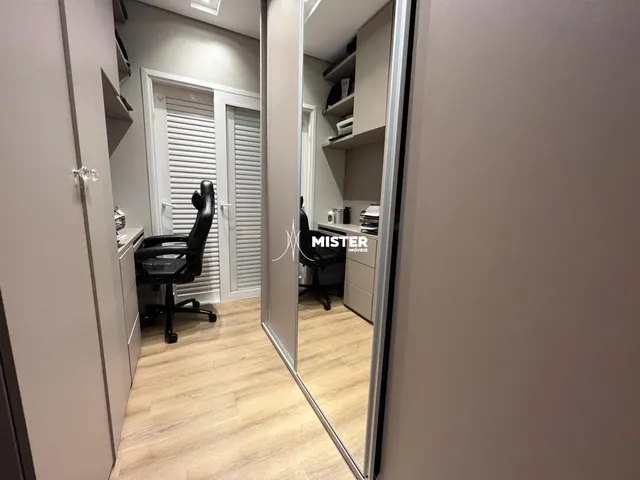 Imagem 13: Apartamento com 3 Dormitórios e Semimobiliado no Ed. Villagio Di Fiori em Maringá