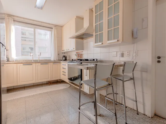Imagem 13: Apartamento para Venda em Chácara Itaim com 4 Quartos, Sendo 4 Suítes, 332M²