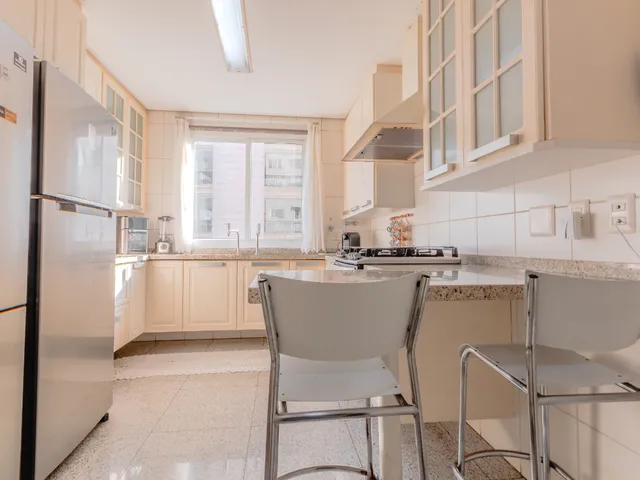 Imagem 2: Apartamento para Venda em Chácara Itaim com 4 Quartos, Sendo 4 Suítes, 332M²