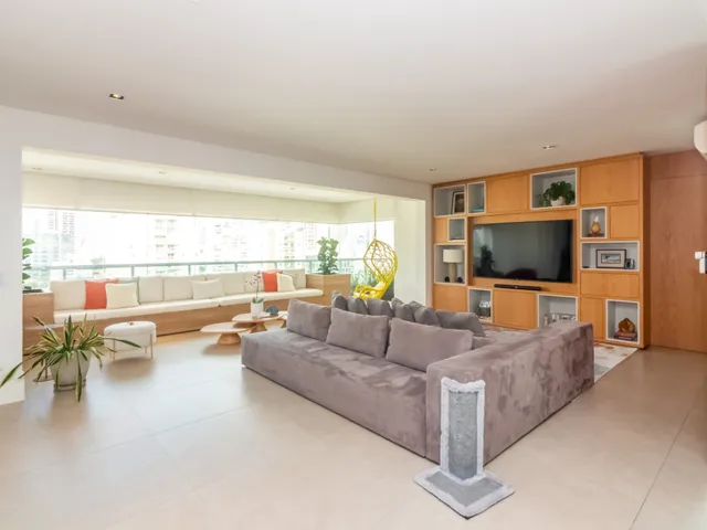 Imagem 15: Apartamento para Venda em Pinheiros com 4 Quartos, Sendo 4 Suítes, 253M²