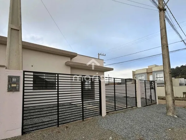 Imagem: Casa Geminada com 2 Quartos para Locação