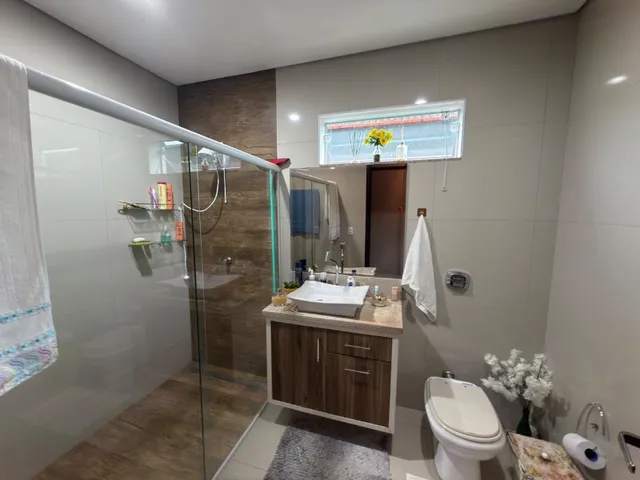 Imagem 2: Casa no Comasa | 140 M² Construídos | 03 Dormitórios | 02 Vagas de Garagem Coberta
