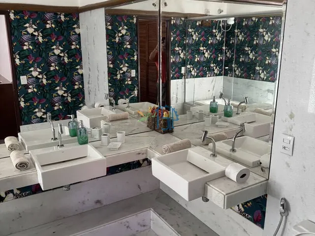 Imagem 15: Casa Ampla com Piscina e Garagem para 8+ Carros na Floresta de Pipa