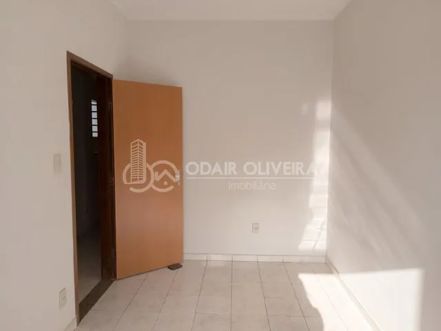 Imagem 7: Apartamento com 2 Dormitórios para Locação, Centro, Passos - Mg