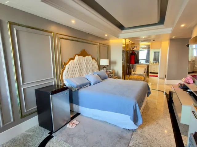 Imagem 14: Apartamento de Alto Padrão com 4 Suítes e Vista para o Theatro da Paz