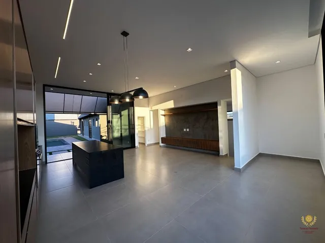 Imagem 3: Casa em Condomínio: 3 Quartos, 3 Suítes, 2 Salas - Vale das Águas, Bragança Paulista-Sp - 211,28M² - Imperdível!