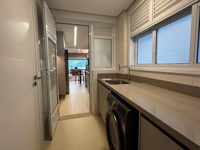 Imagem 15: Apartamento de Luxo na Riviera São Lourenço: 4 Quartos, 4 Suítes, 2 Salas, 4 Banheiros, 3 Vagas - Bertioga-Sp