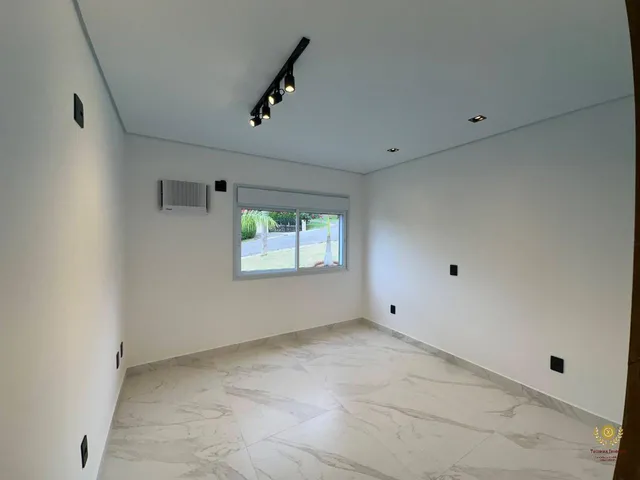 Imagem 6: Casa com 6 Quartos Condomínio Jardim das Palmeiras - 1.825 M² de Pura Elegância!