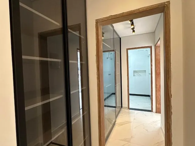 Imagem 8: Casa com 6 Quartos Condomínio Jardim das Palmeiras - 1.825 M² de Pura Elegância!