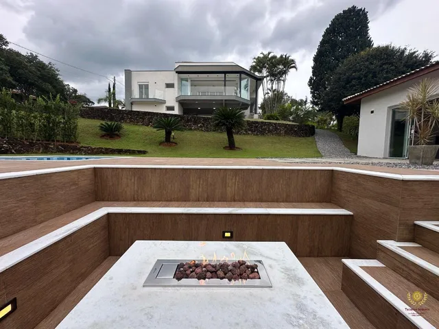 Imagem 13: Casa com 6 Quartos Condomínio Jardim das Palmeiras - 1.825 M² de Pura Elegância!
