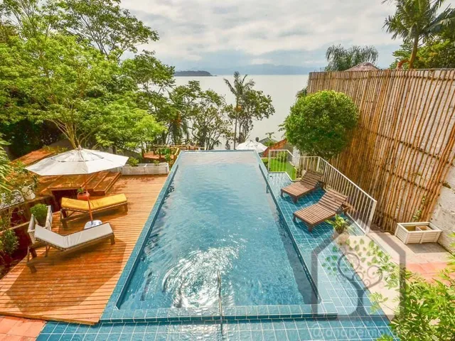 Imagem 7: Mansão Pé na Areia em Meio À Natureza no Sambaqui