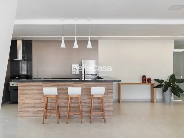 Imagem 15: Apartamento À Venda 2 Quartos, Sendo 1 Suíte com 1 Vaga de Garagem na Praia do Morro em Guarapari - Es