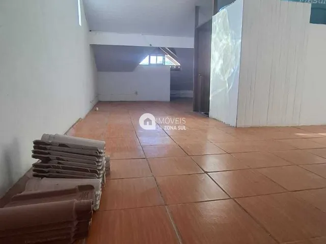 Imagem 3: Sobrado À Venda no Bairro Guarujá - Porto Alegre/Rs