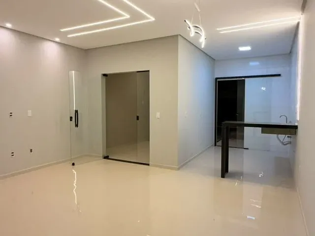 Imagem 4: Casa À Venda com 3 Quartos e Piscina - Bairro Aeroporto - Juazeiro do Norte/Ce