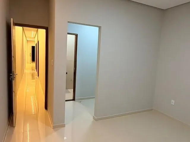 Imagem 3: Casa À Venda com 3 Quartos e Piscina - Bairro Aeroporto - Juazeiro do Norte/Ce