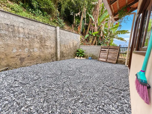 Imagem 2: Casa com 3 Dormitórios na Cidade de Timbó/Sc