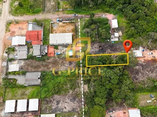 Imagem: Terreno Grande com Rua Aberta Apenas 800