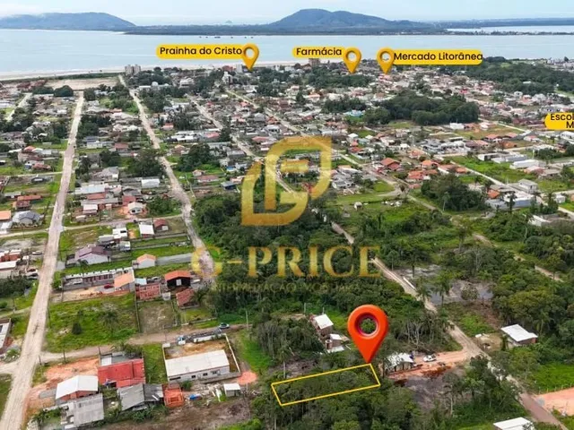 Imagem 3: Terreno Grande com Rua Aberta Apenas 800 Mts da Praia em Região com Alta Valorização