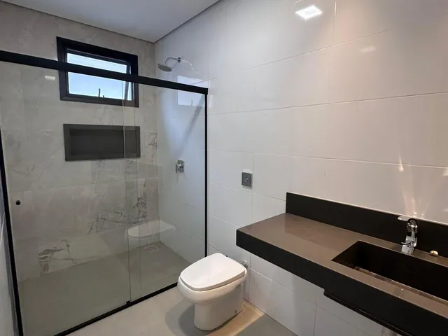 Imagem 9: Sobrado no Condomínio Belvedere II À Venda por R$ 2.500.000,00