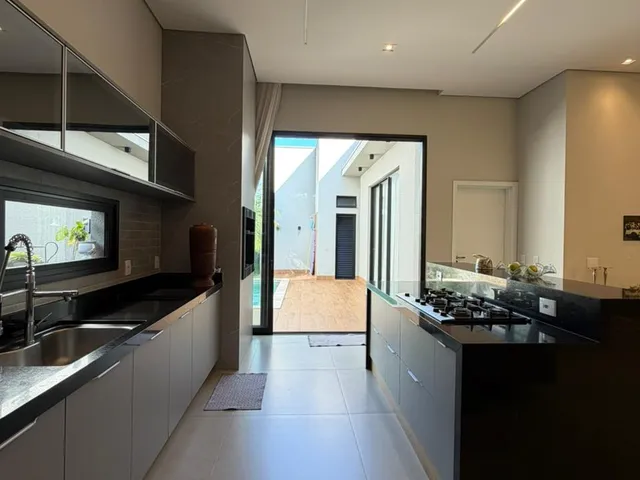 Imagem 5: Casa Térrea no Condomínio Belvedere II À Venda por R$ 1.890.000,00