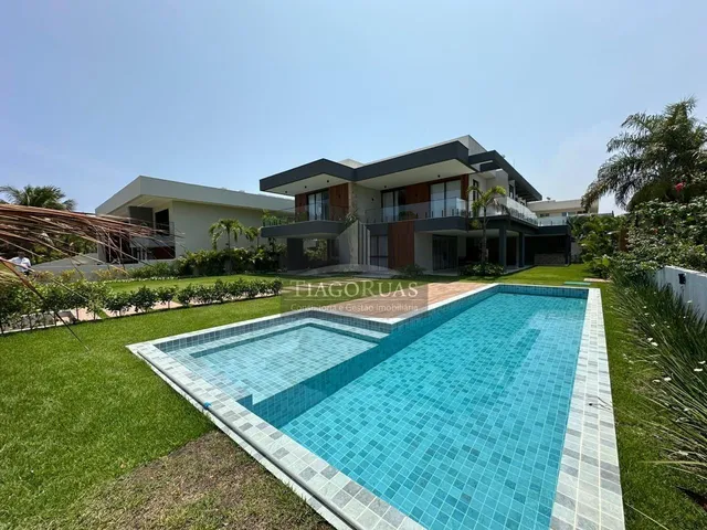 Imagem 8: Aluguel Luxuosa Casa de 5 Suítes no Condomínio Busca Ville, : Fino Acabamento e Alto Padrão - Imperdível!