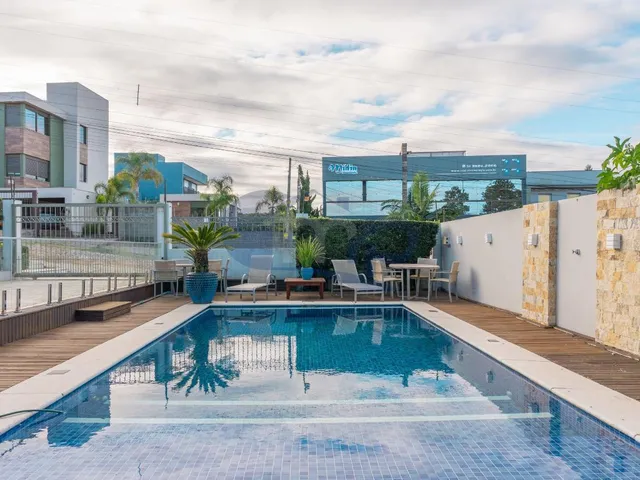 Imagem 14: Casa de Alto Padrao com 4 Dormitorios, Piscina Aquecida e Espaço Gourmet no Centenario, em Torres/Rs