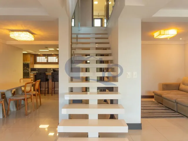 Imagem 9: Casa de Alto Padrao com 4 Dormitorios, Piscina Aquecida e Espaço Gourmet no Centenario, em Torres/Rs