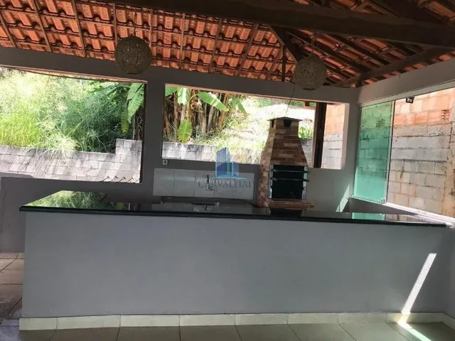 Imagem: Casa À Venda em Contagem 3 Quartos, 3