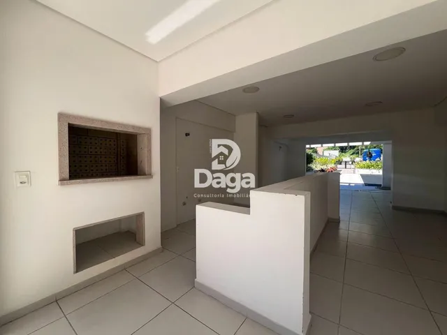 Imagem 2: 2 Dormitórios com Suíte, 2 Vagas Mais Hb na Carvoeira