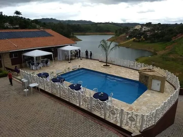 Imagem 5: Chácara em Condomínio Fechado com Linda Vista para a Represa de Igaratá e Acesso À Agua em Frente a Propriedade