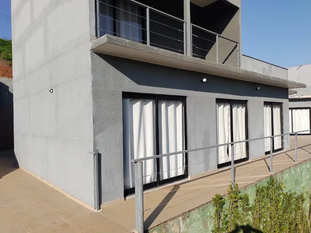Imagem 6: Linda Chácara Á Beira da Represa de Igaratá (Pé na Agua) no Condominio Paraiso de Igarata - Sp