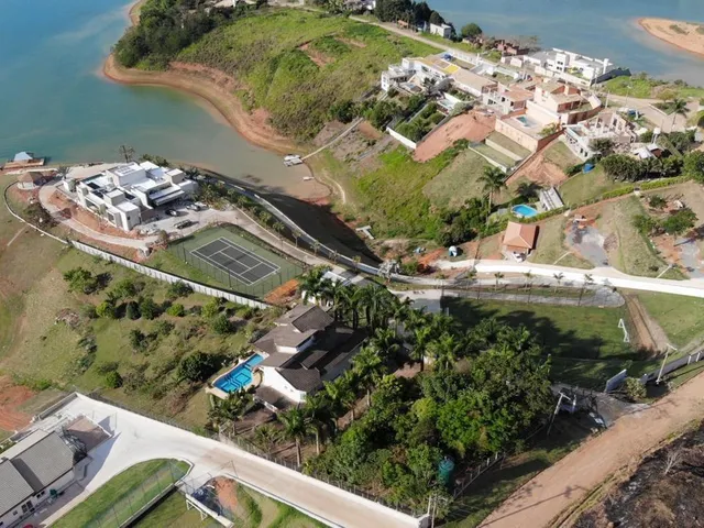 Imagem: Linda Chácara, Pé na Agua e Vista Panoramica