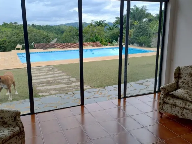 Imagem: Linda Chácara com Vista para Represa de