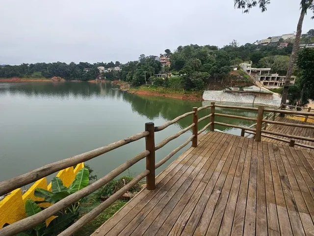 Imagem 16: Chácara Pé na Agua, Alto Padrao, a Beira da Represa de Igarata, Cidade de Igaratá - Sp