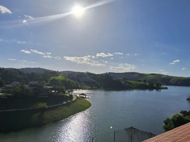 Imagem 4: Linda Chácara , Pé na Agua e Vista Panoramica para a Represa, no Condomínio Paraiso de Igarata em Igaratá