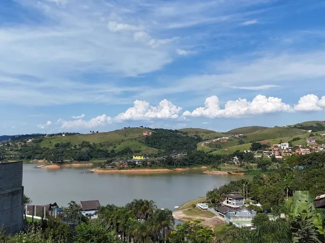 Imagem: Terreno a Venda no Condomínio Paraiso de
